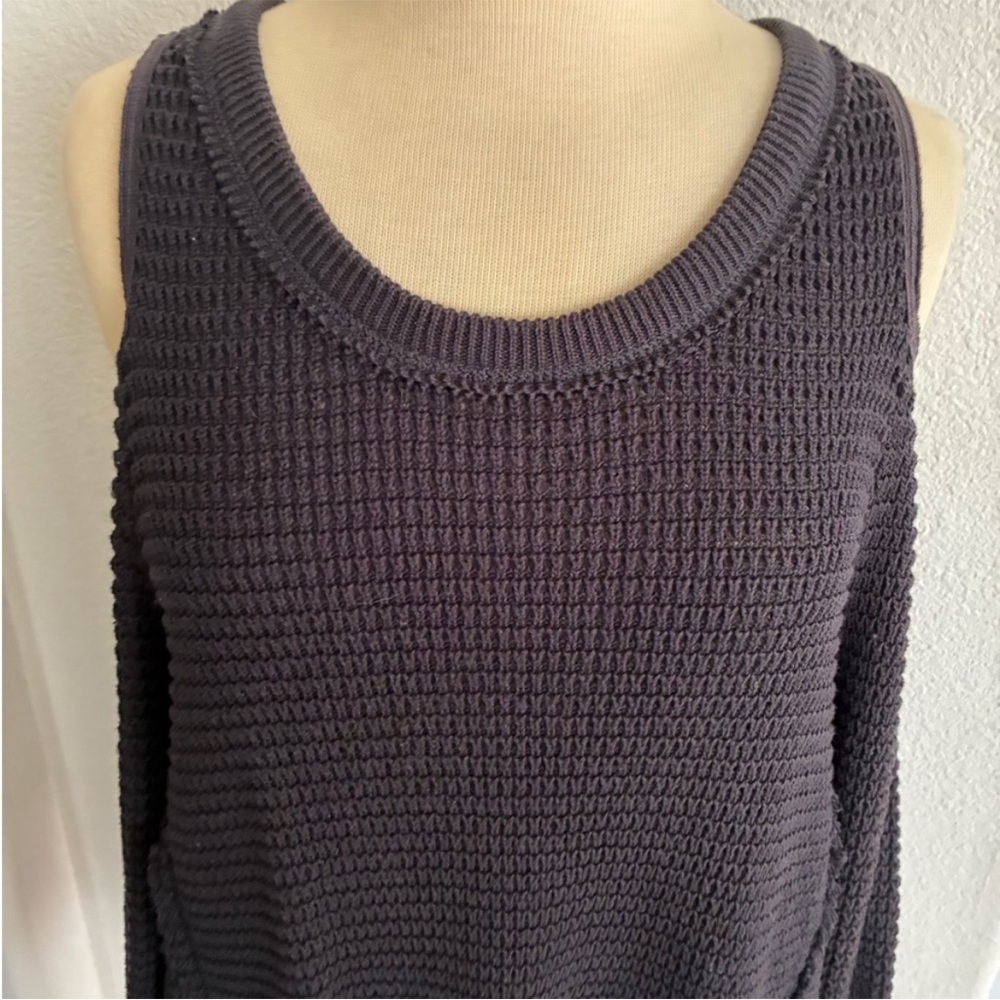 Free People cold shoulder sweater - Picture 2 of 5